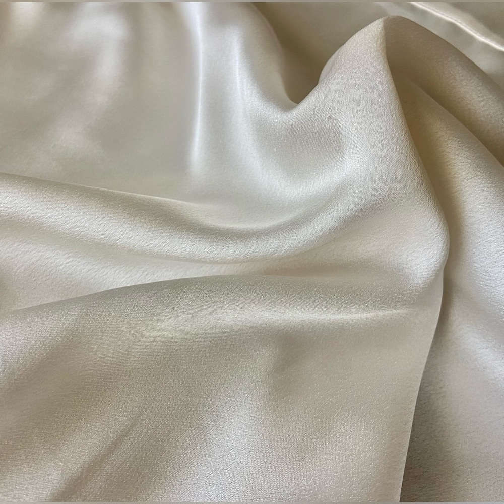 Abercrombie & Fitch Cream Satin Blouse - Picture 3 of 9